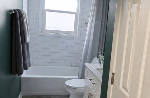 Kansas City House | MAJOR INTERNATIONAL SPORTING EVENT 2026 Ready! - Sleeps 8, 9 Min to Stadium, Off Hwy 70, Quiet & Convenient