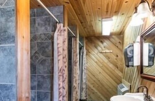Neillsville Cottage | Fits up to 10 people in this bunk house located at the Riviera Resort in Neillsville, Wisconsin.