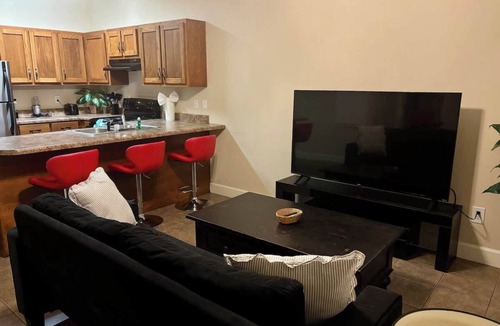 Oxford House | Fourth Quarter Cottage