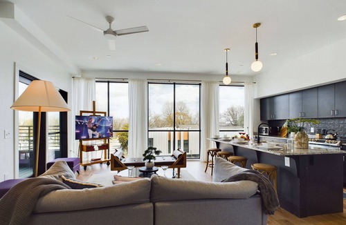 Historic Waverly House | Fox Hollow - 2 New Homes - Downtown Views
