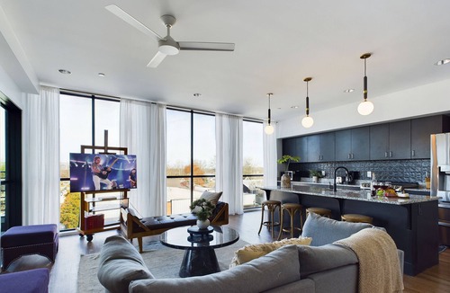 Historic Waverly House | Foxtrot Tango - 2 New Homes - 12 South
