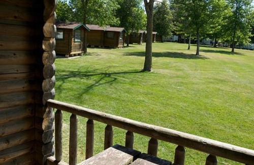 Fremont Resort | Fremont RV Campground Loft Cabin 1