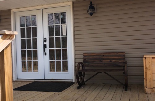 Bean Station House | Freshly remodeled Retreat close to hiking, boating, and shopping