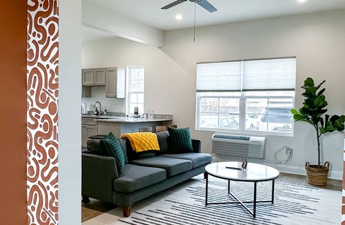 Main Street Historic District Apartment | Funky & Fun! 1BR Apartment, Ground Floor
