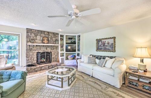 Hot Springs Village House | Furnished Deck with Views Hot Springs Cottage