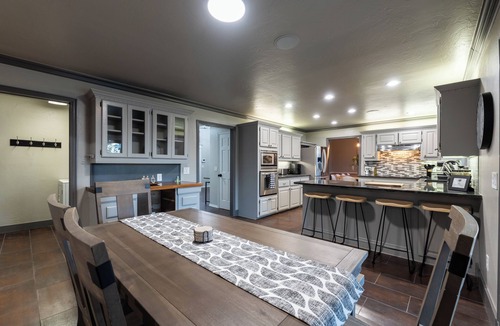 Remington Villa | GAILLARDIA COUNTRY CLUB⛳THREE KING BEDS🛏️HEATED POOL🏊HOT TUB♨️POOL TABLE🎱🏀