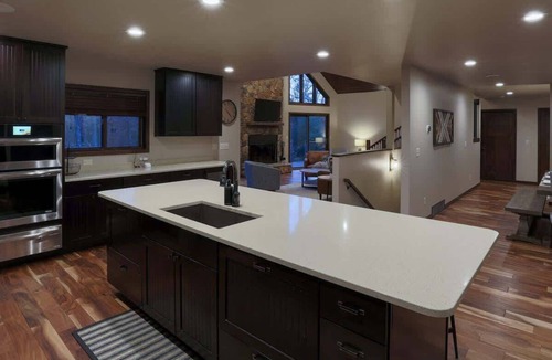 Mauston House | Glacier Woods at Castle Rock Lake- Unique 7 BDR House I SLP 22