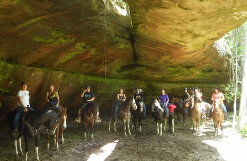 Jamestown House | Glamping Back in Time