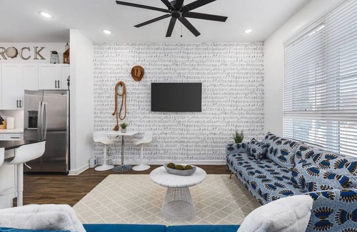 Cleveland Park House | Gorgeous House w/Rooftop Patio, Garage, 3 miles to Downtown