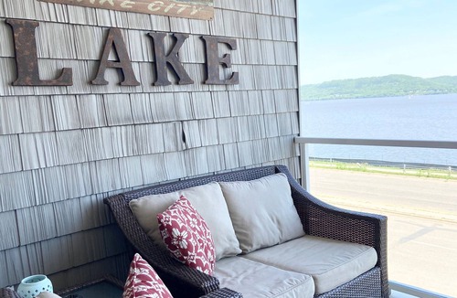 Lake City Condo | Gorgeous Lake Pepin Views!