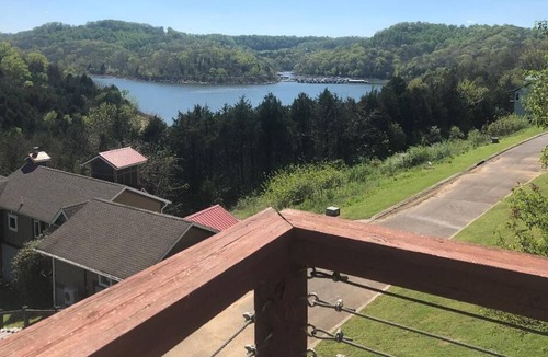Smithville House | Grand Opening Summer 2021! Amazing Lake Views!
