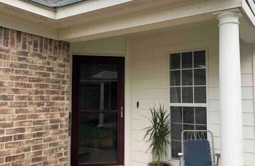 Southaven House | Green house