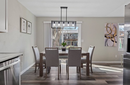 Decatur House | Group Getaway 5BR/2BA Sleeps 12 Fire Pit & BBQ