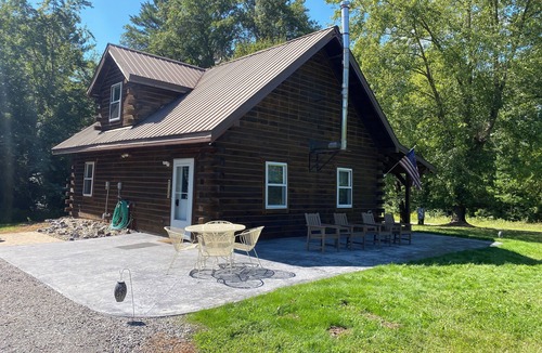 Merrillan Cabin | Halls Creek Retreat! Hatfield/Merrillan, WI