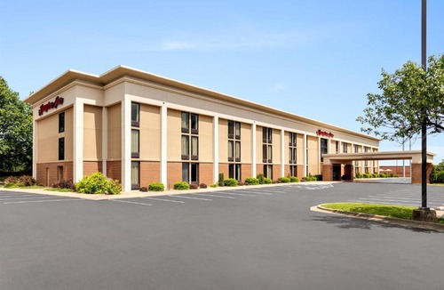 Springfield Hotel | Hampton Inn Springfield-South