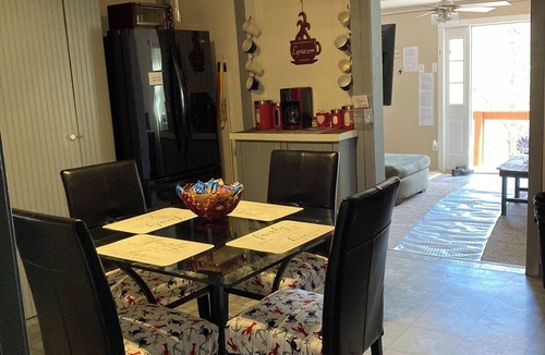Cub Run Cabin | Happy Hills 😁is a 3bedroom 1bath DIY cabin with side patio and garage