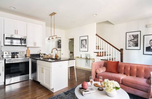 Chestnut Hill Apartment | Hart Suite Buyout 7 by AvantStay | 2 Town Houses w/Stunning Amenities & Design