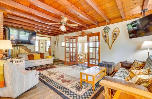 Neillsville House | Hatfield Family Home on Lake Arbutus: Boat & Hike