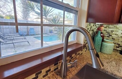 Port Canaveral Apartment | Hawaiian Cottage-Constant Heated Pool,East of A1A!