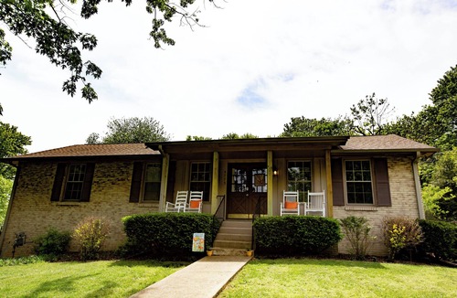 Tulip Grove House | Hermitage Haven- Your Home in Nashville! WiFi, 20 min Downtown, 10 min Airport