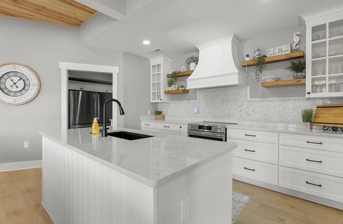 Osage Beach House | Hidden Valley Paradise