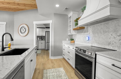 Osage Beach House | Hidden Valley Paradise