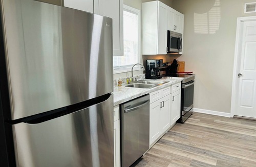 Bowling Green Apartment | Hilltopper Haven - Charming 1-bedroom duplex in downtown Bowling Green