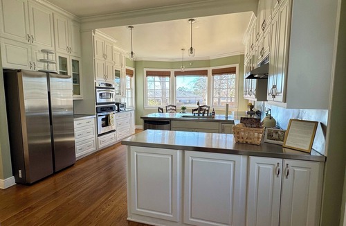 Magnolia House | Historic Charm Close to Everything