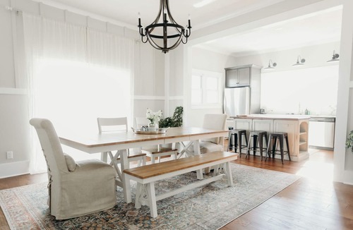 Sparta House | Historic Cottage Pet Friendly Downtown Sparta TN 45 Mins to 4 State Parks