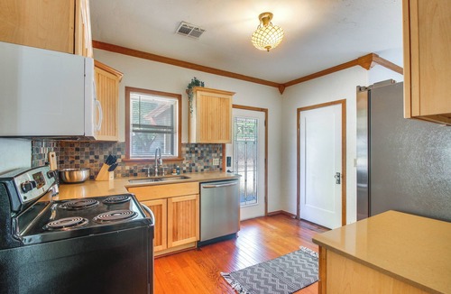 Lawton Cottage | Historic Craftsman Home 3 Mi to Fort Sill N Lawton