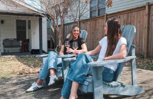 Salemtown House | Historic Family Home *Walk to Bars & Restaurants*