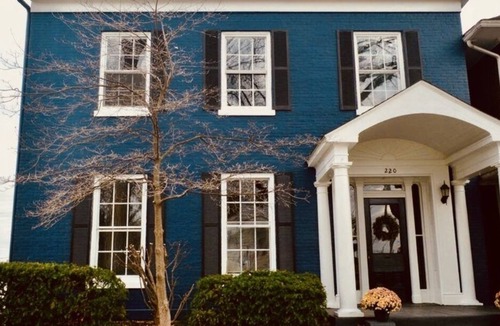 Hannibal House | Historic home beautifully restored. Close to riverfront and downtown Hannibal