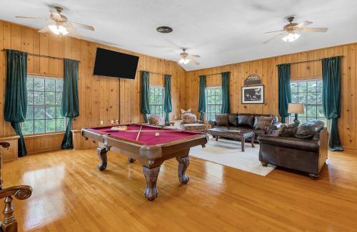 Fort Smith House | Historic Mansion-Blushing Rose