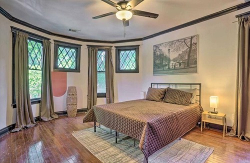 Central Gardens House | Historical Cozy Cottage