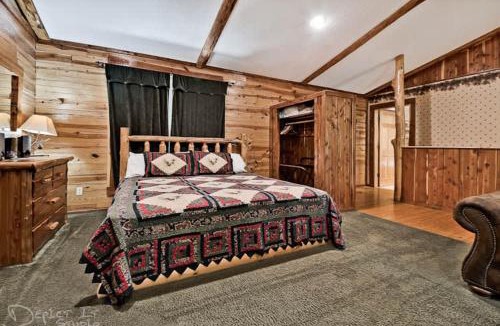 Sylvan Shores House | Holiday homes in AR, USA