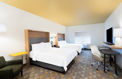 Batesville Hotel | Holiday Inn Batesville by IHG
