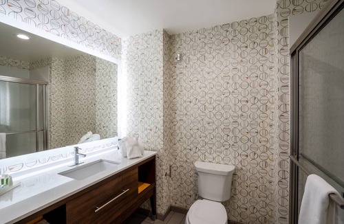 Batesville Hotel | Holiday Inn Batesville by IHG