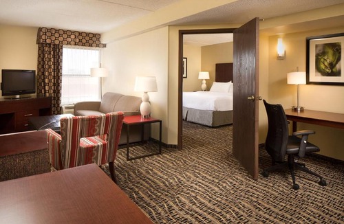 Downtown Dubuque Hotel | Holiday Inn Dubuque/Galena by IHG