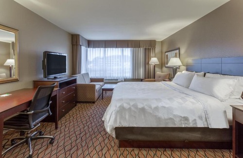 Eau Claire Hotel | Holiday Inn Eau Claire South I-94 by IHG