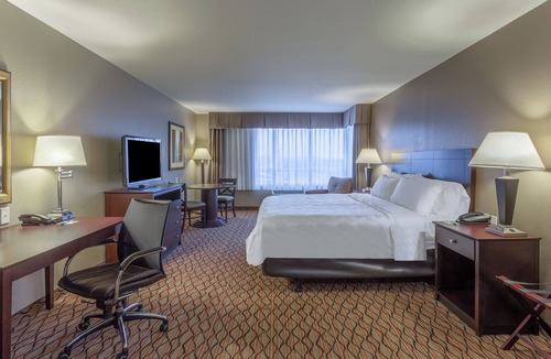 Eau Claire Hotel | Holiday Inn Eau Claire South I-94 by IHG