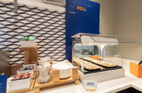Athens Hotel | Holiday Inn Express Athens by IHG