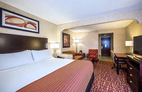 Corinth Hotel | Holiday Inn Express Hotel & Suites Corinth by IHG