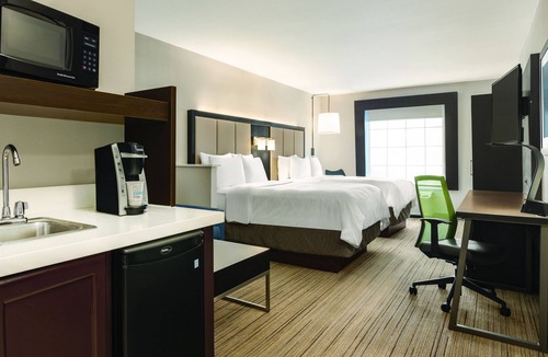 Lawton Hotel | Holiday Inn Express Hotel & Suites Lawton-Fort Sill by IHG