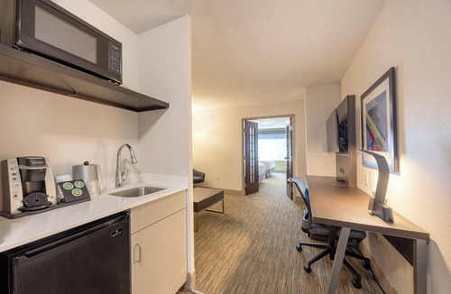 Winona Hotel | Holiday Inn Express & Suites Winona by IHG