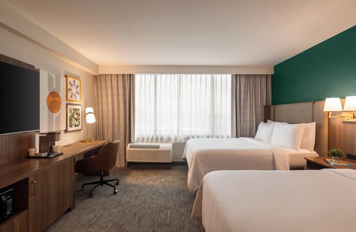 East Bank Hotel | Holiday Inn Nashville Downtown - Stadium by IHG