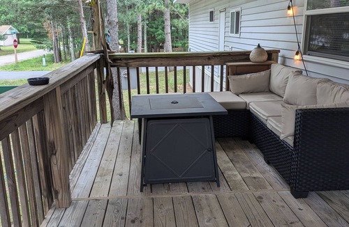 Friendship House | Home near Castle Rock Lake