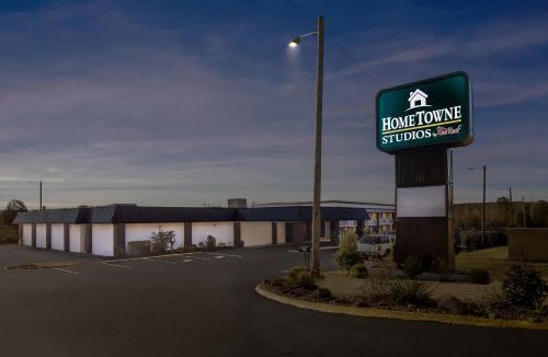 Athens Hotel | HomeTowne Studios by Red Roof Athens, TN