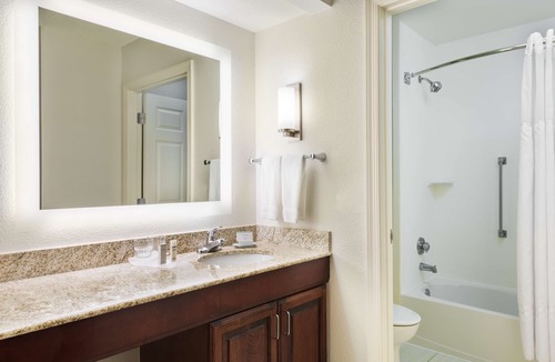 Mid City South Hotel | Homewood Suites by Hilton Baton Rouge