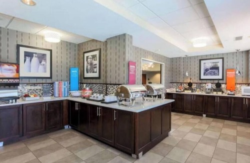 Ellendale Apartment | Hot Pick! 1BR Suite w/Free Breakfast, Pool&Gym