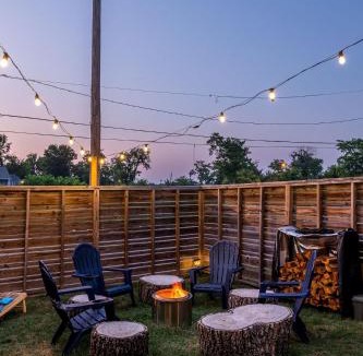 North Nashville House | Hot Tub, Fire Pit, King Bd & IG Opps - 5 min to DT